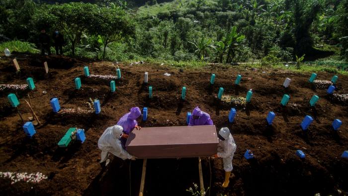 Eurasia Group | Indonesia on edge of ‘catastrophe’ as Covid cases hit ...