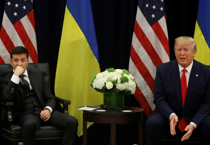 Ukrainian President Volodymyr Zelensky and US President Donald Trump. REUTERS.